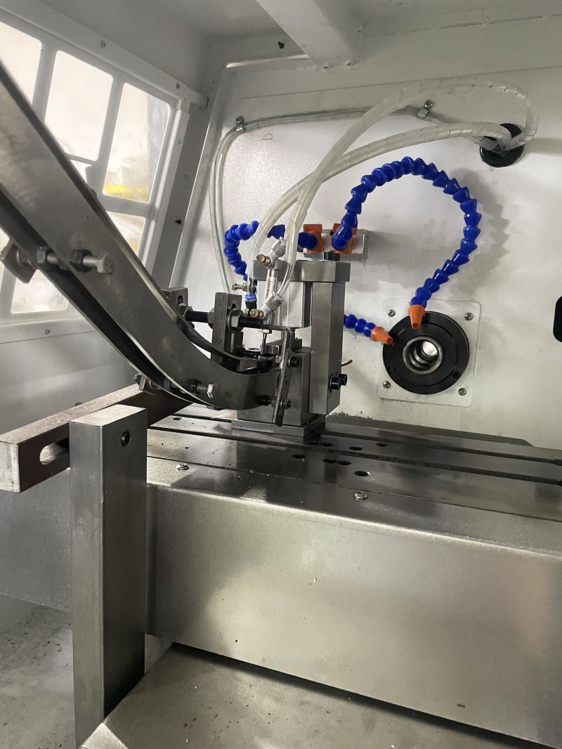 Токарный станок с ЧПУ CK30-200L