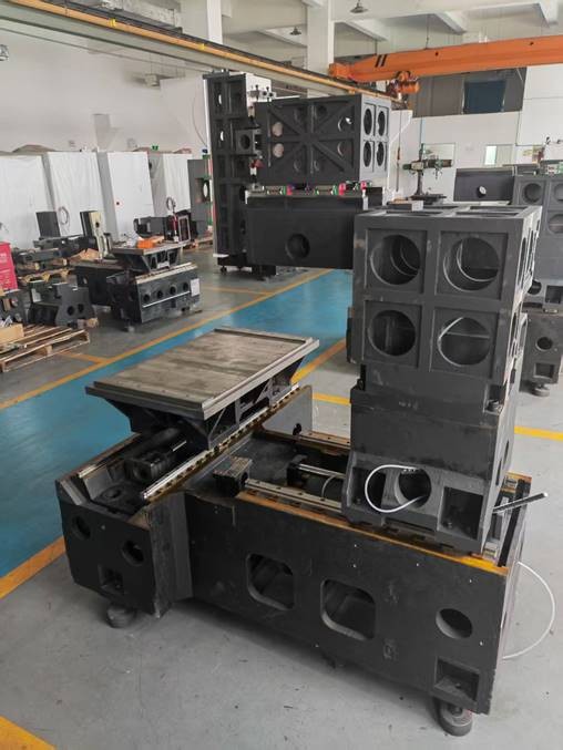 Электроэрозионный проволочно-вырезной станок с ЧПУ KD600LY