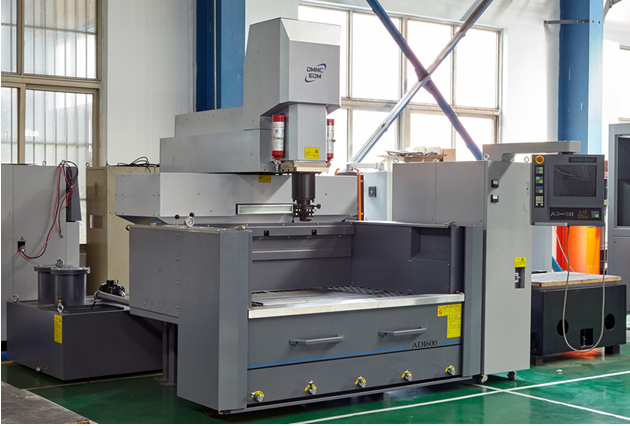 Высокоточный электроэрозионный копировально-прошивной станок ADI 800