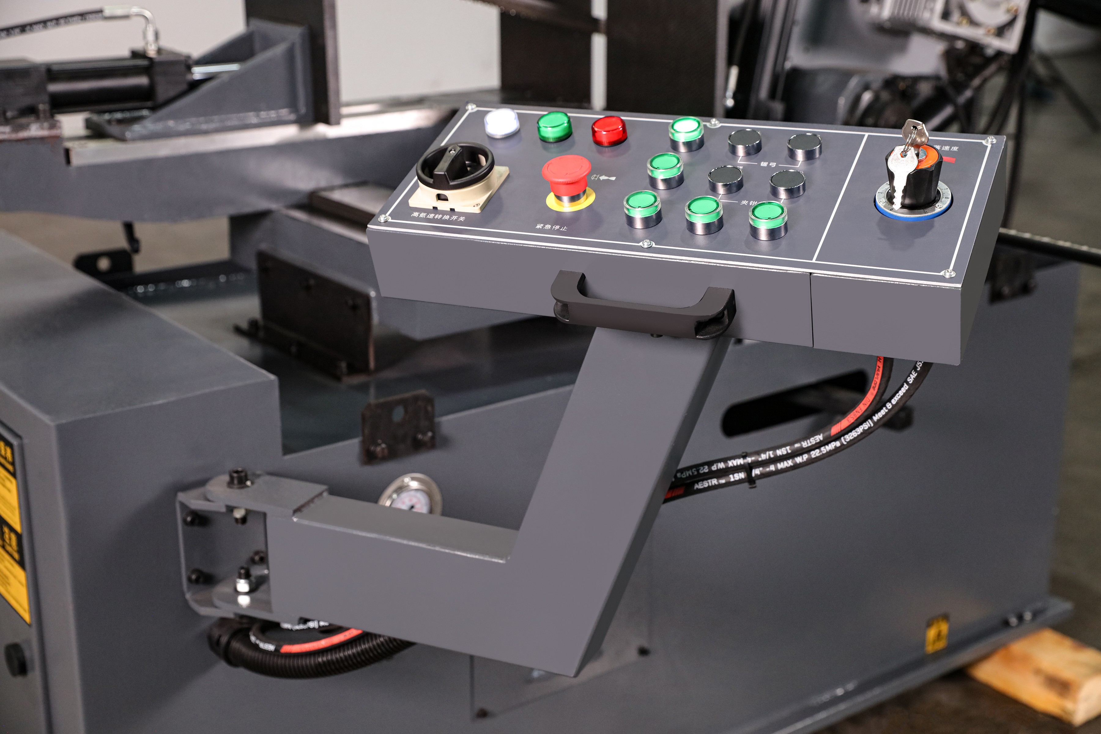 Полуавтоматический ленточнопильный станок PX-25/46S