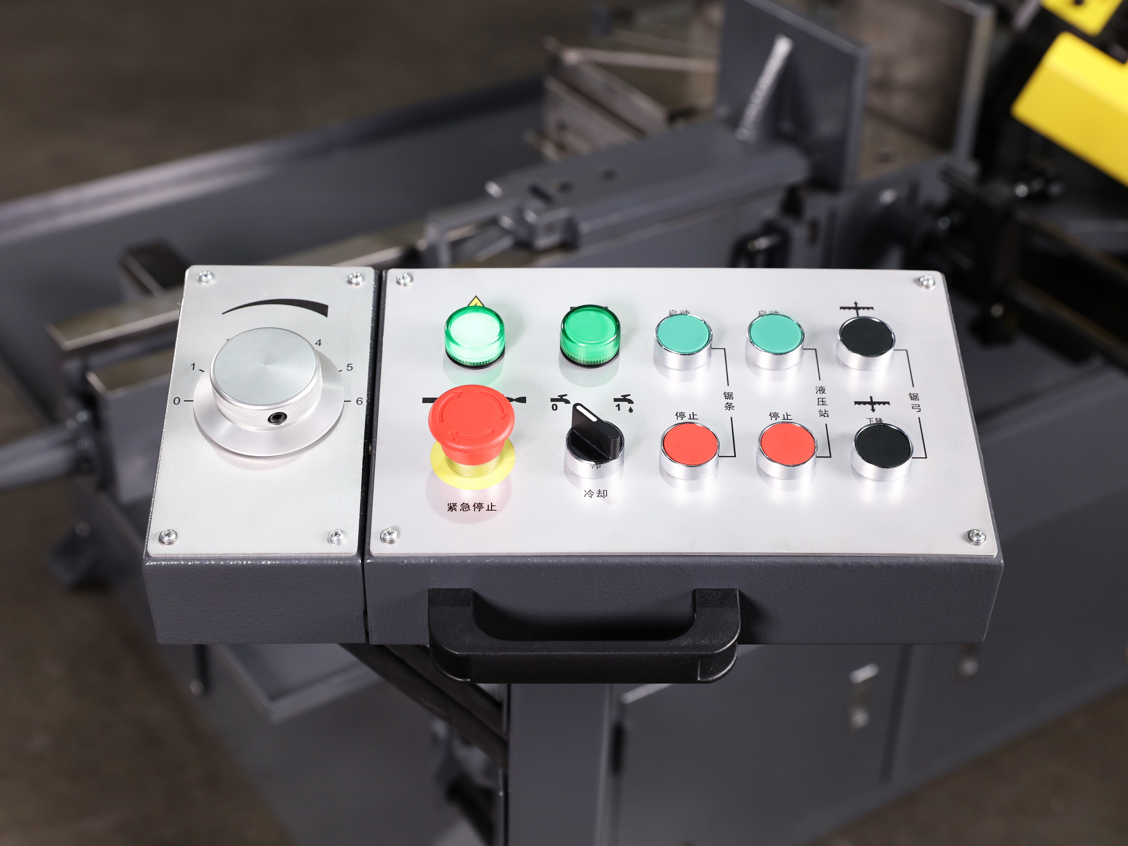 Полуавтоматический ленточнопильный станок PX-26/43S