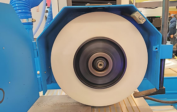 Плоскошлифовальный станок SGA40100AHD HDCNC