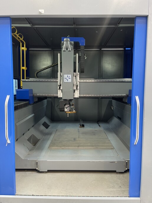 Запущены 5-ти осевые обрабатывающие центра с ЧПУ BCM1515DL-5AXIS и BCM2040DL-5AXIS