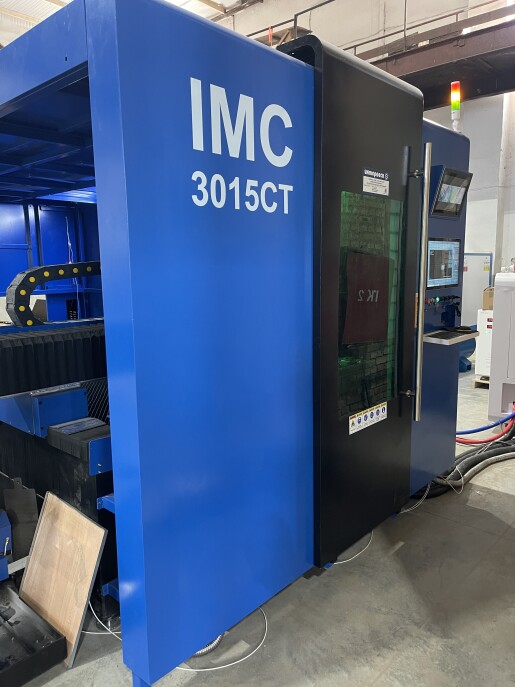 Станок лазерной резки листового металла, труб и профилей с кабинетной защитой