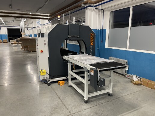 Запущен автоматический горизонтальный упаковочный станок SPINNER 1000 BN