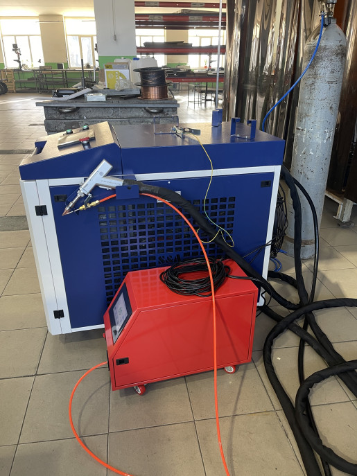 Запущен оптоволоконный аппарат лазерной сварки 4в1