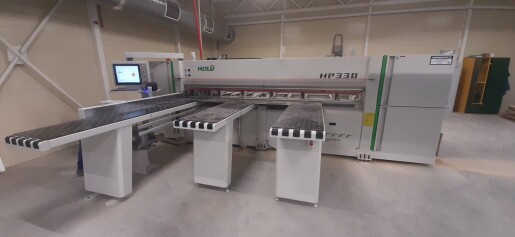 Произведен запуск форматно-раскроечного центра с ЧПУ HP330D