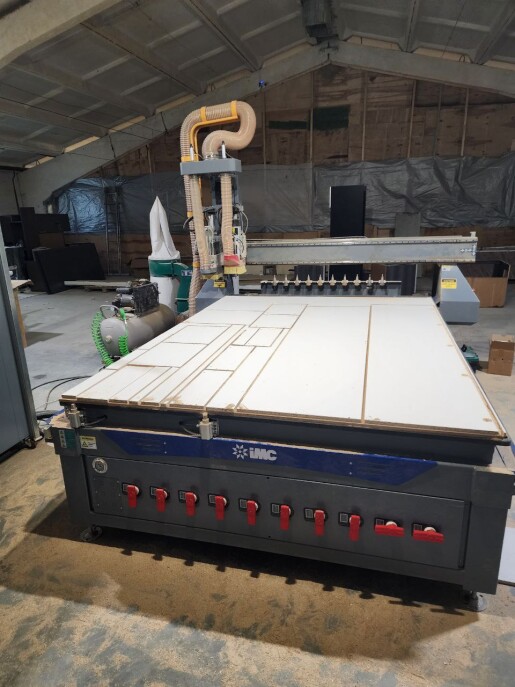 Произведены пуско-наладочные работы фрезерного станка с ЧПУ BCM2130CA со сверлильной головой