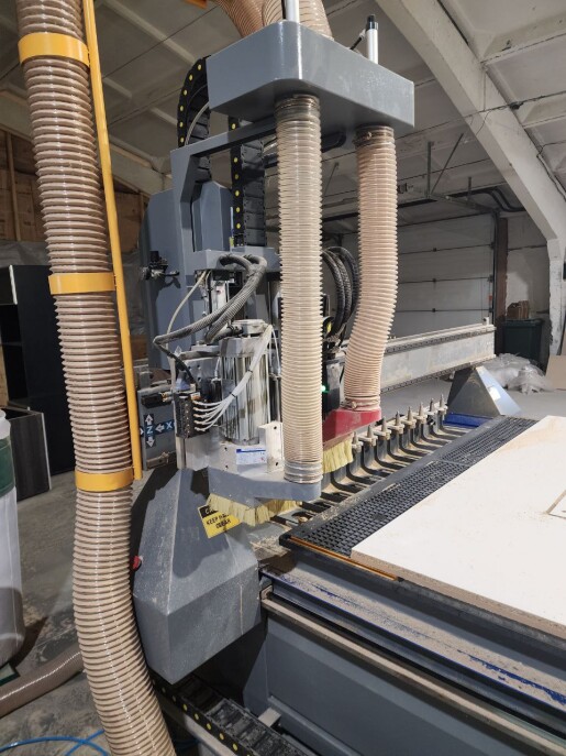 Произведены пуско-наладочные работы фрезерного станка с ЧПУ BCM2130CA со сверлильной головой