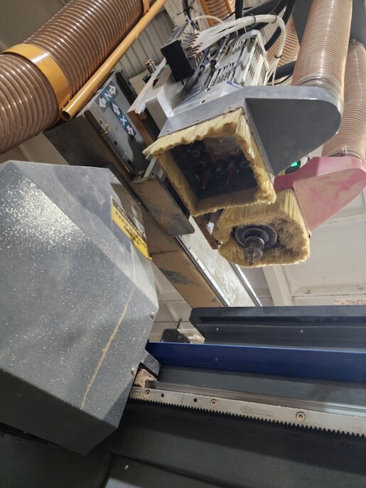 Произведены пуско-наладочные работы фрезерного станка с ЧПУ BCM2130CA со сверлильной головой