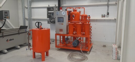 Произведен запуск комплекта заточных станков для заточки обслуживания пил