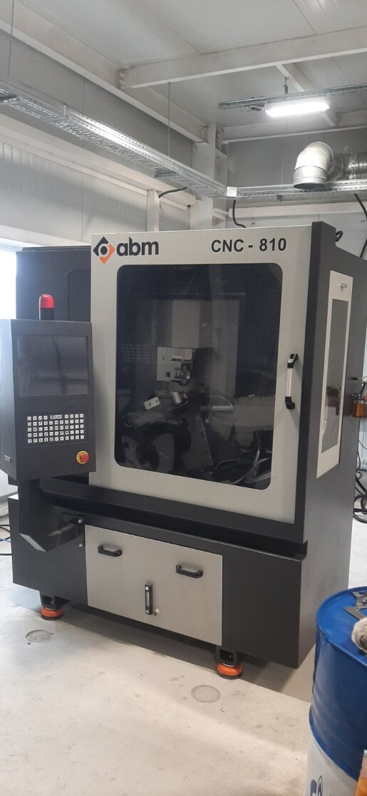 Произведен запуск комплекта заточных станков для заточки обслуживания пил