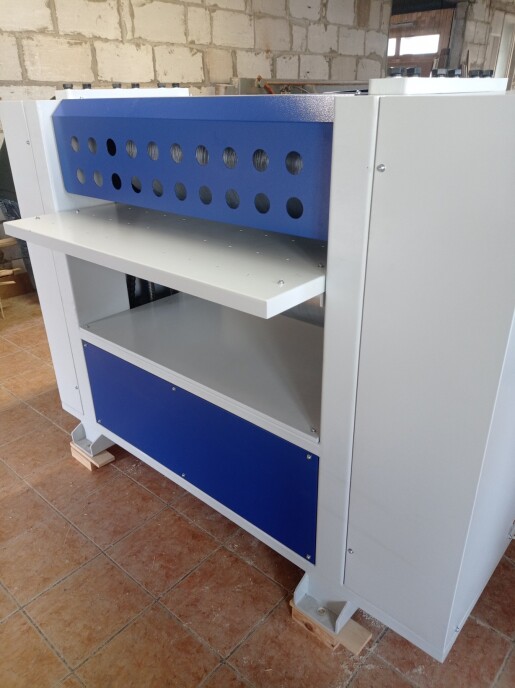 Запущен станок горячего тиснения GL1000SA