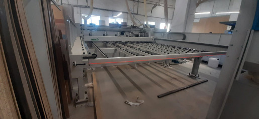 Запуск пильного центра HOLD HP330D