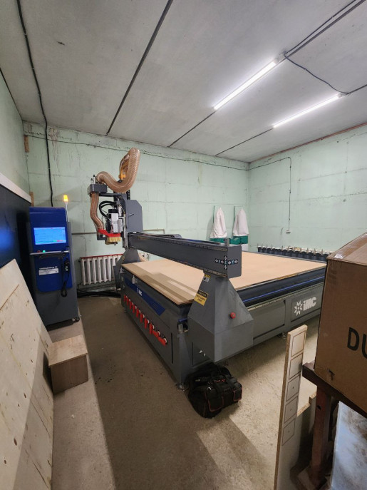 Запущен фрезерный станок с ЧПУ BCM2130CA со сверлильной головой 4+5