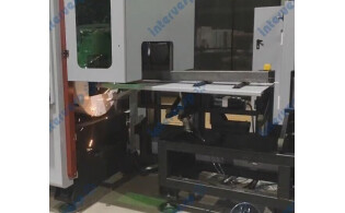 Волоконный лазерный станок для резки труб с режущей головкой 3D