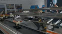 Волоконный лазерный станок для резки труб с режущей головкой 3D