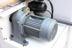 Автоматический кромкооблицовочный станок HD610