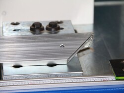 Заусовочный двухпильный станок ALUMCINCO CUT
