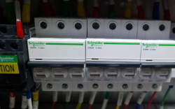 Фрезерный станок с ЧПУ BCM2130CA (Syntec 60CB)