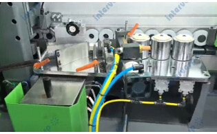 Автоматический кромкооблицовочный станок BCF501