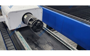 Станок лазерной резки листового металла и труб с кабинетной защитой и сменным столом IMC-4020CT