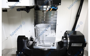 VMX 550U 5-осевой вертикальный обрабатывающий центр