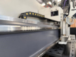 Сверлильно-присадочный станок с ЧПУ HB61J