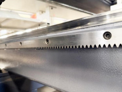 Сверлильно-присадочный станок с ЧПУ HB61J