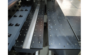 Сверлильно-присадочный станок с ЧПУ HB61J