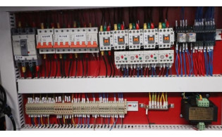 Сверлильно-присадочный станок с ЧПУ HB621CGSX