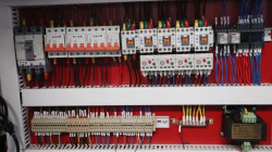 Сверлильно-присадочный станок с ЧПУ HB642GP