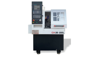 Токарный станок с ЧПУ CK30-200L