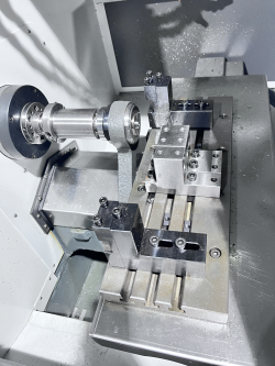 Токарный станок с ЧПУ BST-N20/25