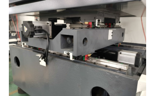 Электроэрозионный проволочно-вырезной станок с ЧПУ KD400ZL