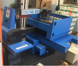 Электроэрозионный вырезной станок DK7735