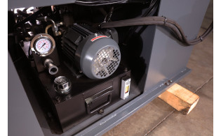 Полуавтоматический ленточнопильный станок PX-25/46S