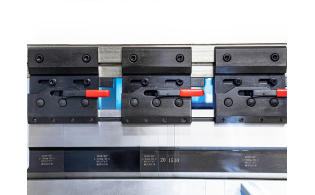 Сервоэлектрический листогиб с ЧПУ серия WADG