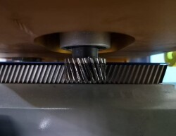 Фрезерный станок с ЧПУ BCM2130C (HSD)