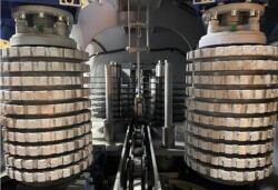 Фрезерно-пильный станок для тонкомера UFP-260 / UFP-260М