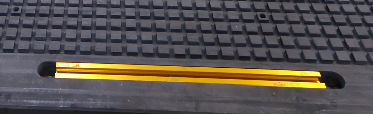 Фрезерный станок с ЧПУ BCM2130CA (Syntec 60CB)