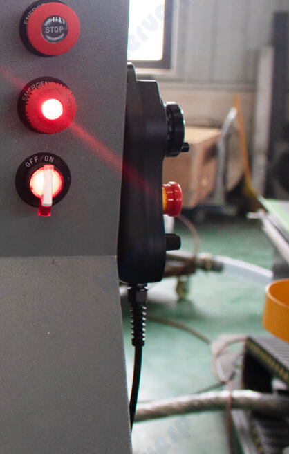 Фрезерный станок с ЧПУ BCM2130CA (Syntec 60CB)