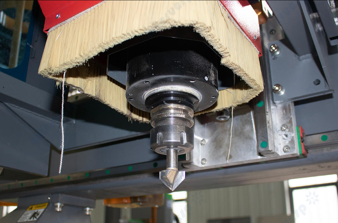 Фрезерный станок с ЧПУ BCM2130CA (Syntec 60CB)