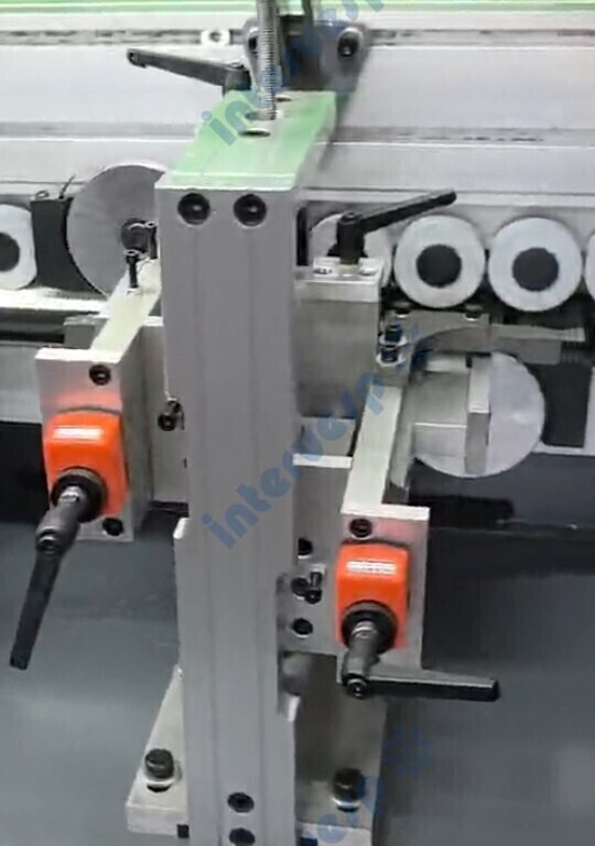 Автоматический кромкооблицовочный станок BCF501