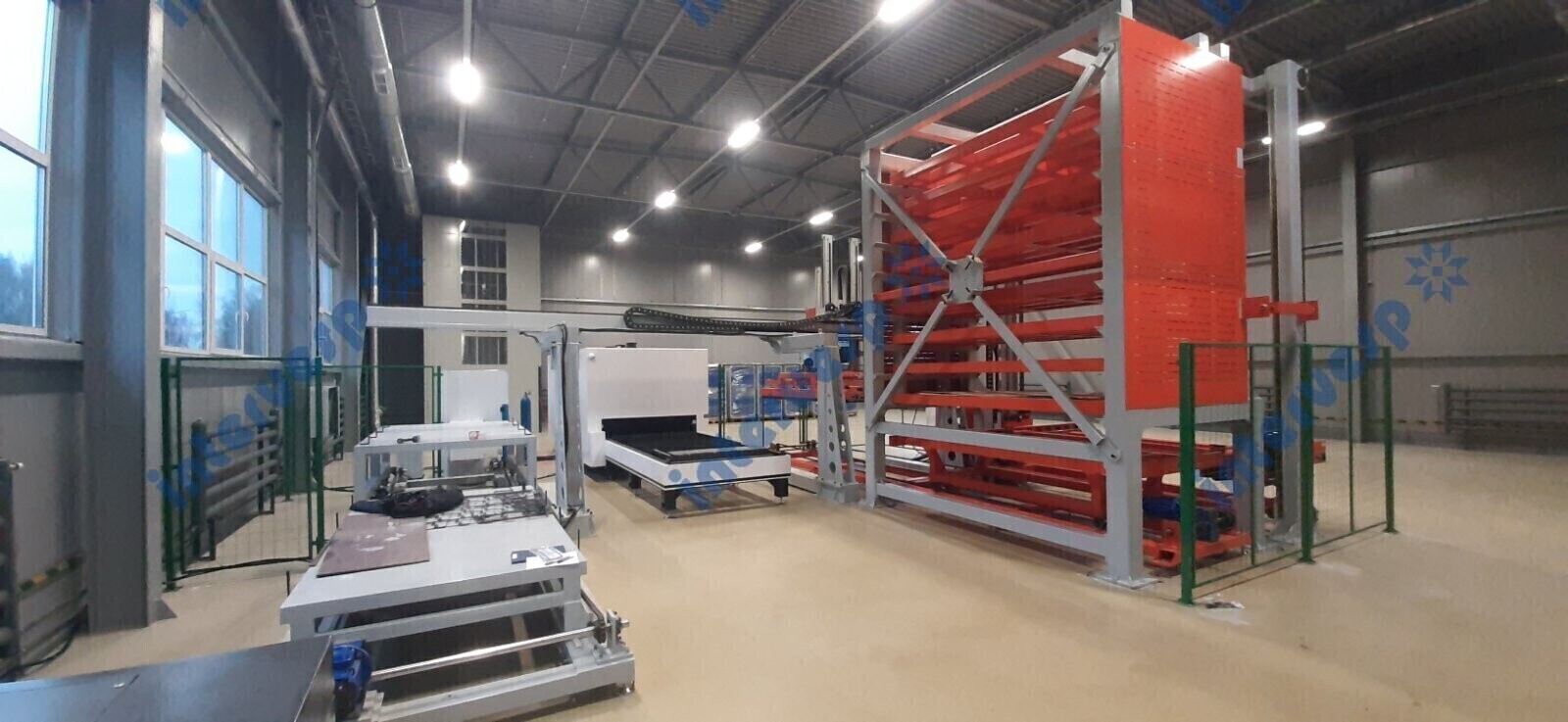 Автоматическое погрузочное и разгрузочное устройство 1500кг 3000*1500 25мм + магазин для хранения с 8 слоями ARW3015-8 (3 тонны на слой)RTF1000-3015