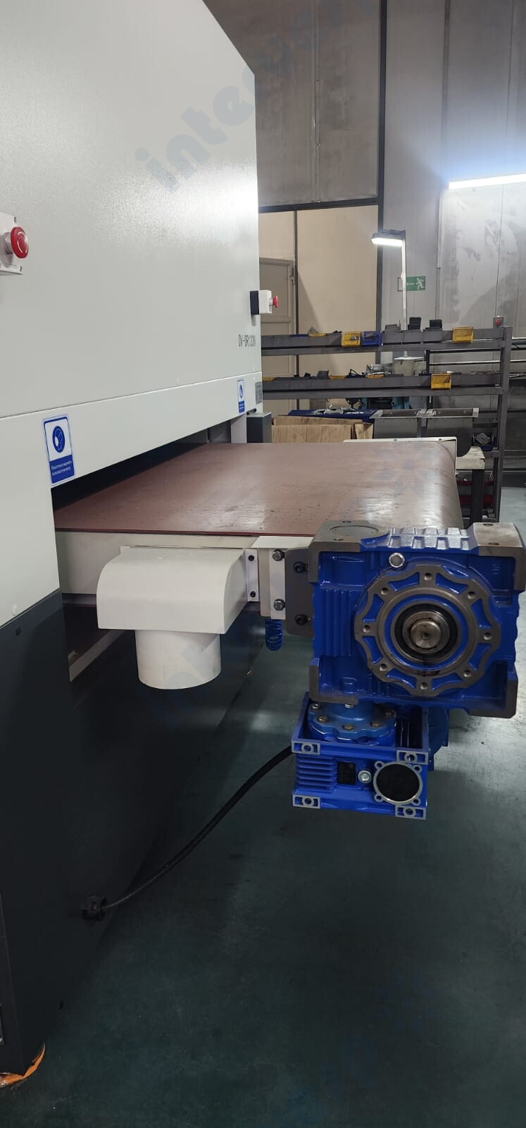 Шлифовально-зачистной станок DV-DRF1300 с полировочным валом