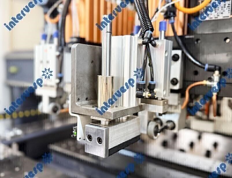 Сверлильно-присадочный станок с ЧПУ HB61J