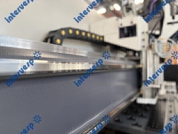 Сверлильно-присадочный станок с ЧПУ HB61J