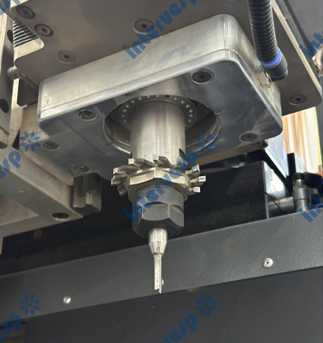 Сверлильно-присадочный станок с ЧПУ HB621CGSX