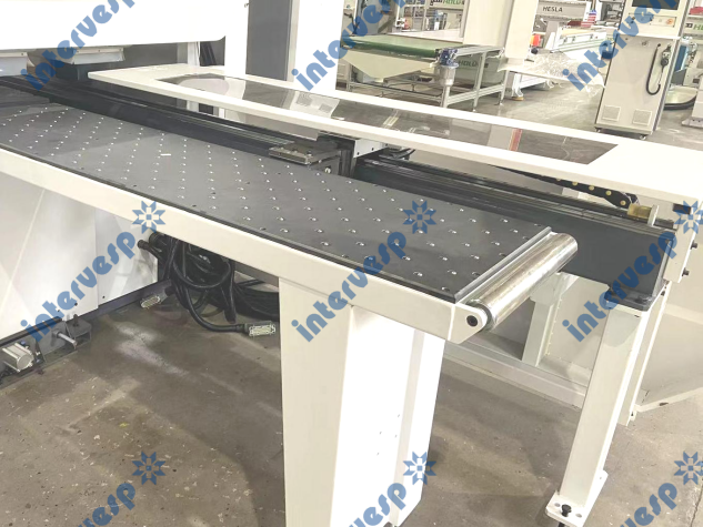 Сверлильно-присадочный станок с ЧПУ HB621CGSX